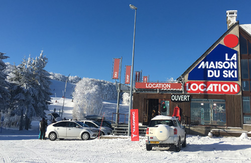 location de ski à laguiole le bouyssou